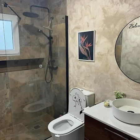 Kwatera prywatna Triple En El Centro Con Vistas *