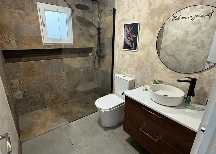 Triple En El Centro Con Vistas Денія